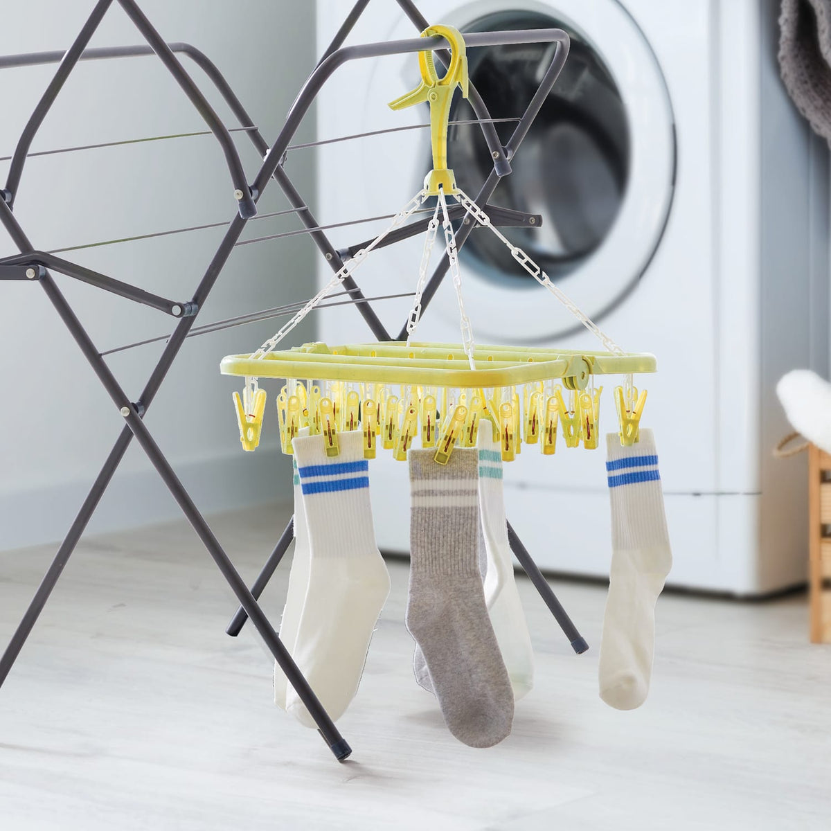 Utility Folding Peg Airer